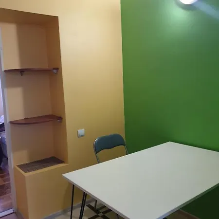 On Lysenka 27 * إلفيف