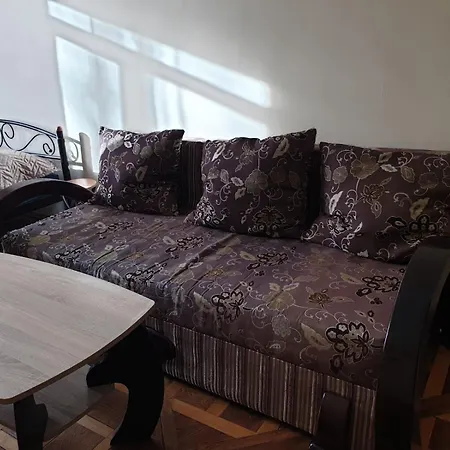 On Lysenka 27 Апартаменти