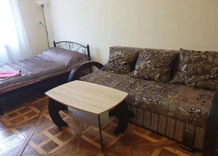 Apartment On Lysenka 27