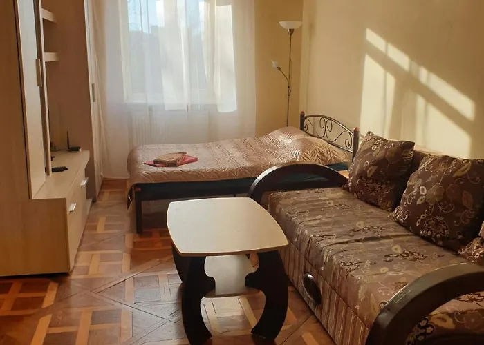 On Lysenka 27 * Львів