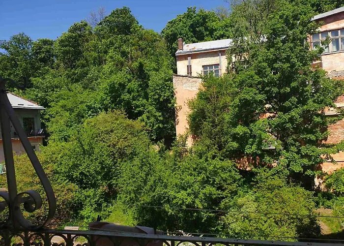 On Lysenka 27 Львів